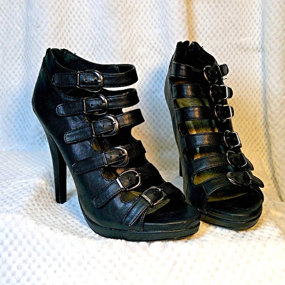Delicioso Heels